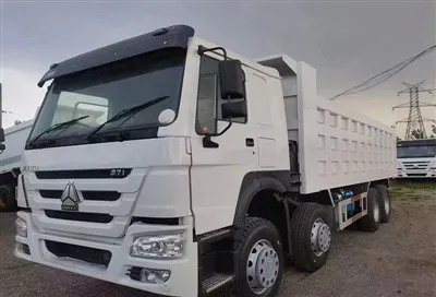 Käytetty Sinotruck Howo 371hv